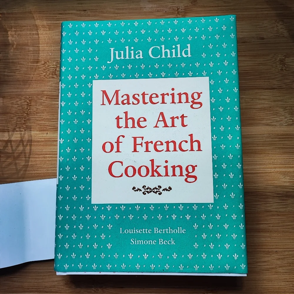 Julia Child Mastering The Art of French Cooking Cook Book Dust Jacket 2009 NEW